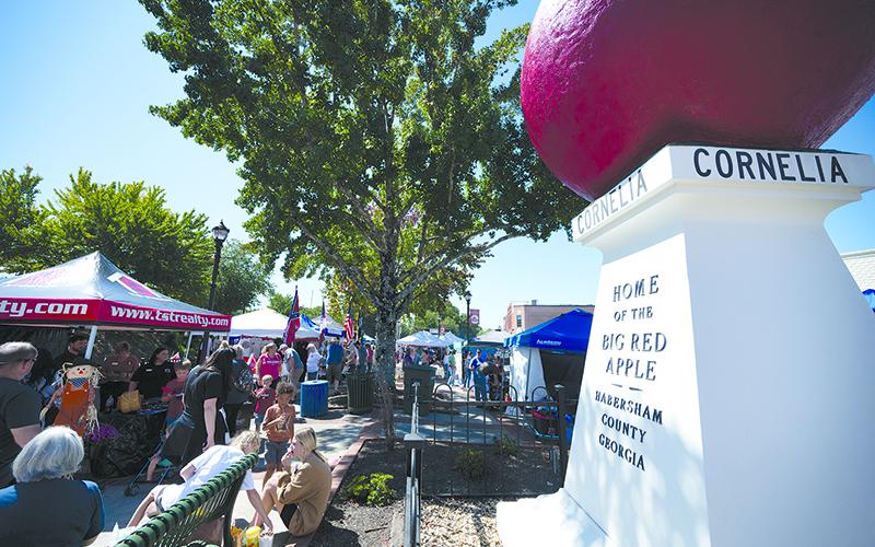This year’s Big Red Apple  Festival begins at  10 a.m.  Saturday. ZACH TAYLOR/Special