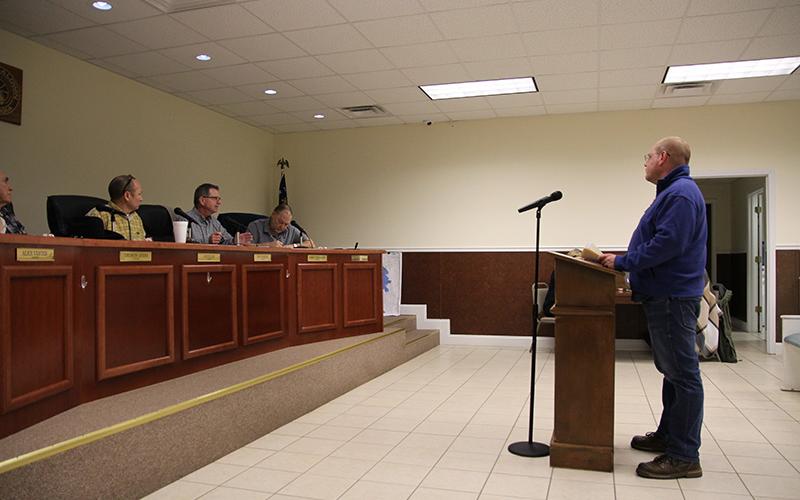 Baldwin resident Erik Keith speaks to the Baldwin City Council on Monday.