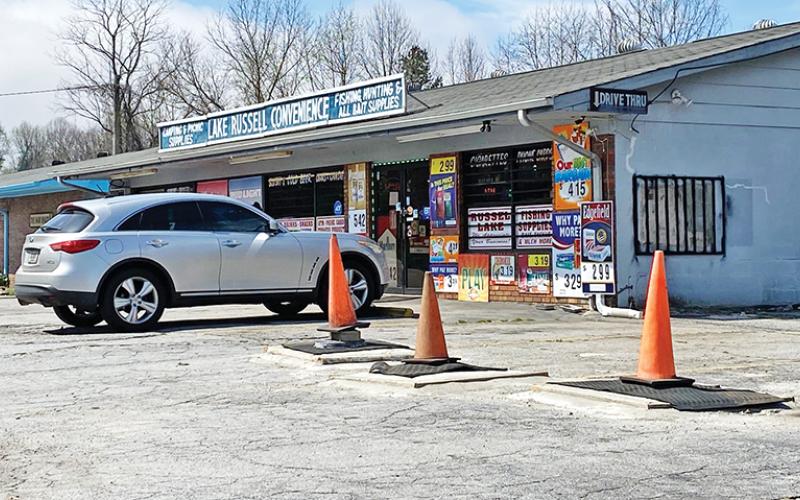 Authorities are looking for a suspect in the robbery at Lake Russell Convenience Store in Mt. Airy.