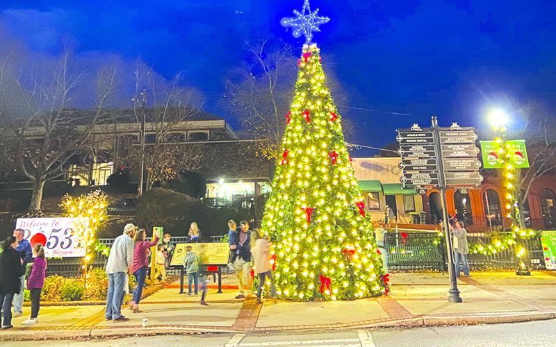 Cornelia lit its Christmas tree on Saturday, Nov. 29.