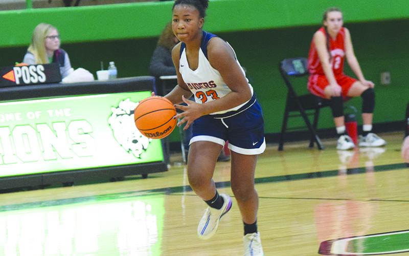Emyrie Combs attacks the basket during the seventh grade girls championship game held at Franklin County last Saturday. Combs poured in 15 points in the Lady Raiders’ 31-25 victory over Rabun County. SHANE SCOGGINS/Franklin County Citizen