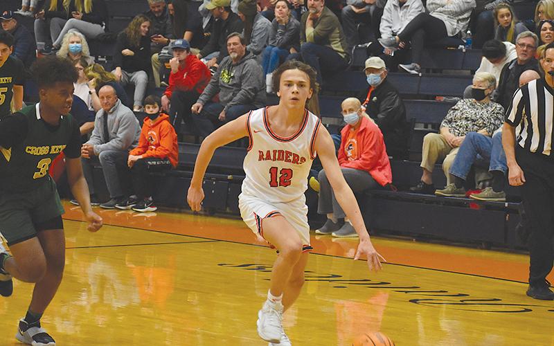 Habersham Central’s Brannon Gaines looks for a driving lane during Saturday’s game at the Ninth Grade Academy.