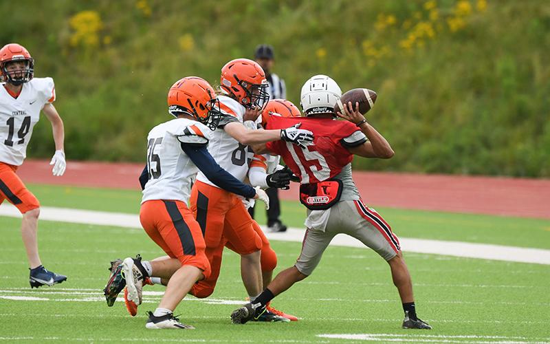 The Raiders put the heat on the FLowery Branch quarterback.