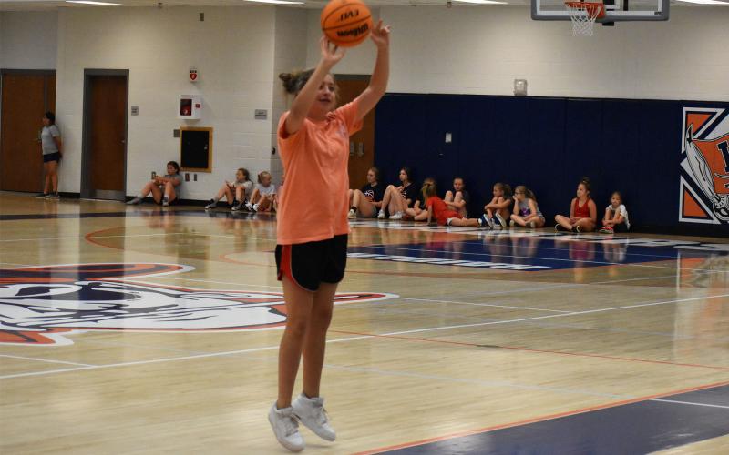 Kenzie Brady fires a jumper. ISAIAH SMITH/Staff