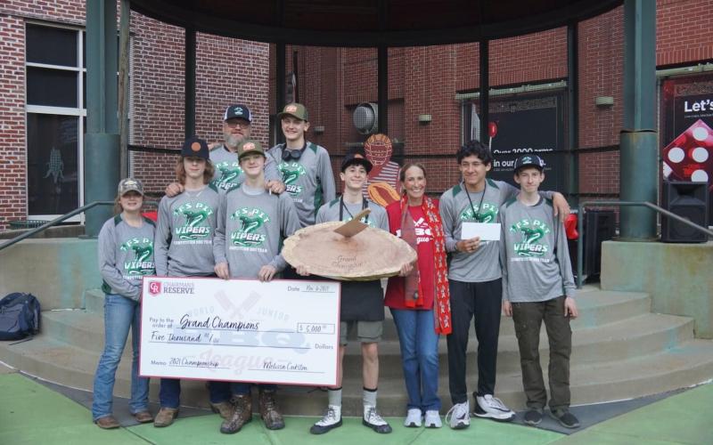 Tallulah Falls’ Pit Vipers are (from left) Brooke Hayes, Zach Freeman, Jake Owensby, Joel Bourlet, Melissa Cookston, Marc Crotta, Matthew Wolfe; back row, Tom Tilley and Teryk Tilley. TALLULAH FALLS SCHOOL/Submitted