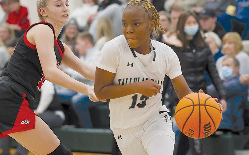 Tallulah Falls’ Veronaye Charlton drives to the basket during a recent game. AUSTIN POFFENBERGER/Special