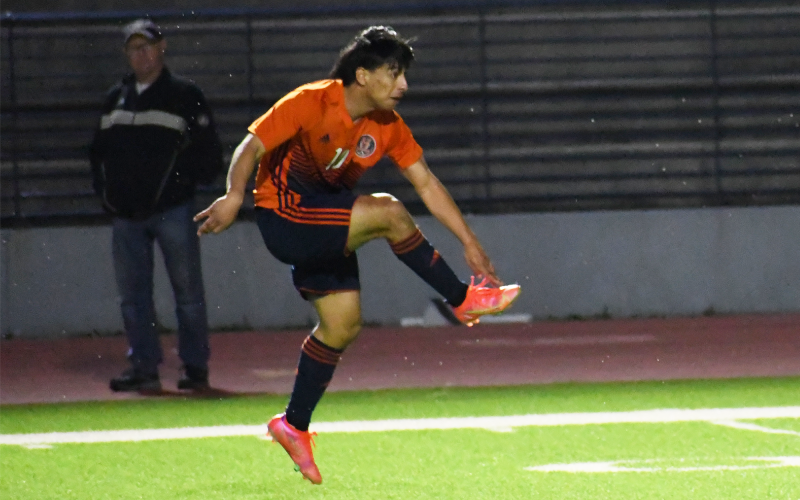 Brian Lopez scored a goal in the Raiders 2-0 win over region rival Shiloh last Friday. CODY ROGERS/Staff