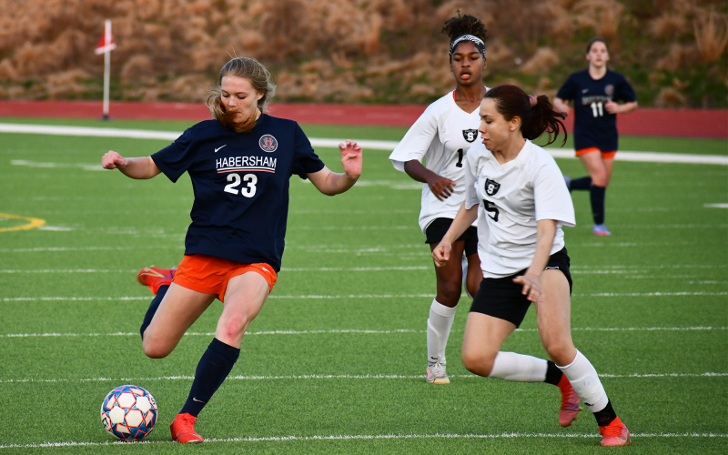Habersham Central’s Sarah Clark has seven goals since Friday and is scoring at a historic clip. MATTHEW OSBORNE/Staff