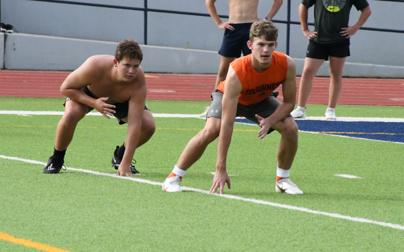 Brad Chosewood (left) and Caleb Blackburn are laser-focused on the drill at hand. MATTHEW OSBORNE/Staff