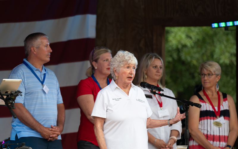 Clarkesville mayor Barrie Aycock delivers a speech to begin the night’s festivities along with Brian Ferguson, Ivy Hall, Wendy Newsome and Jackie Nix. ZACH TAYLOR/Special