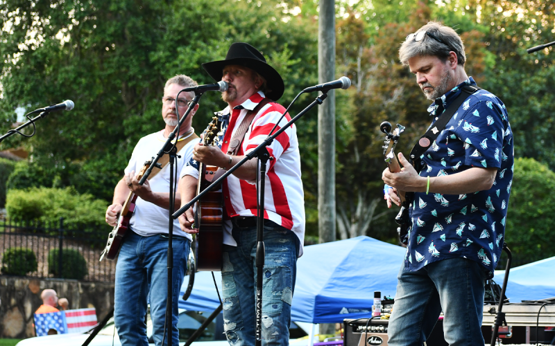Steve Bryson was the featured musical act. MATTHEW OSBORNE/Staff