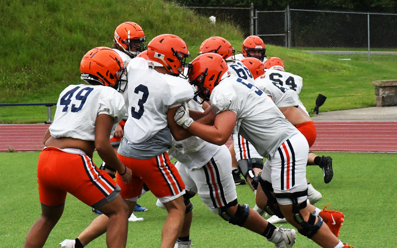 The linemen worked on engagement at the point of attack. MATTHEW OSBORNE/Staff