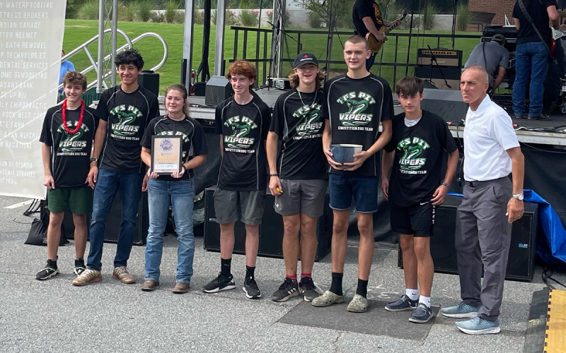 Pit Vipers shown (from left) are Frankie Pribyl, Marc Crotta, Brooke Hayes, Matthew Wolfe, Jake Owensby, Teyrk Tilley, Merrick Carnes along with Kennesaw Mayor Derek Easterling. SUBMITTED