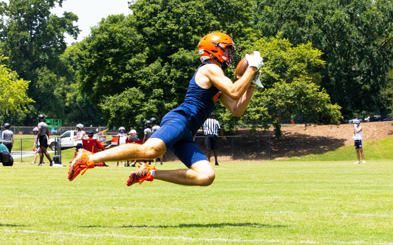 Carter Barrett dives for a catch during the 7-on-7 action. RILEY WILSON/Special