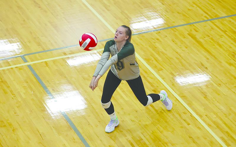 Tallulah Falls’ Skylyn Yaskiewicz sets the ball for a teammate. AUSTIN POFFENBERGER/Special