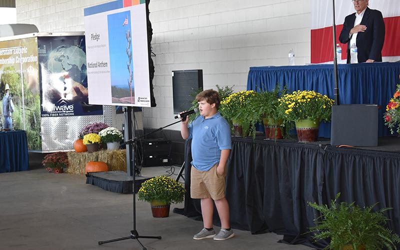 Hank Bramblett sang the national anthem to kick the meeting off. MATTHEW OSBORNE/Staff