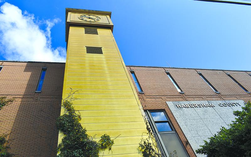 The old courthouse survived another turn of the calendar this year, as the county takes bids with hopes of finally tearing the old build down after more than a decade. FILE