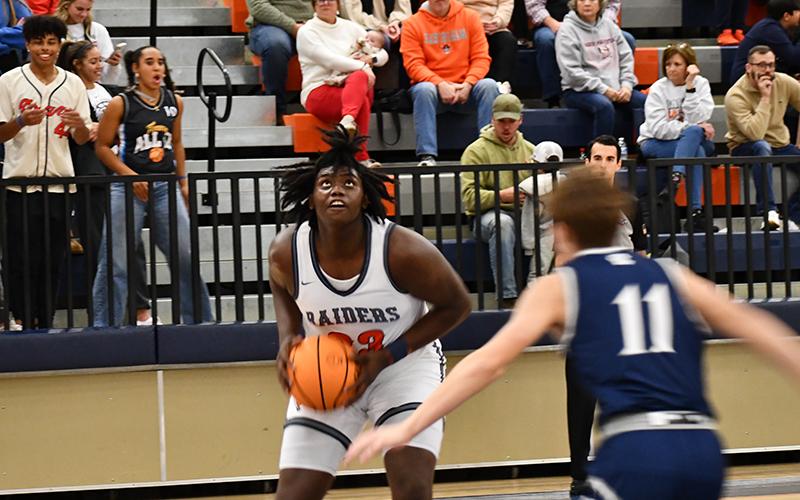 Habersham Central’s JoJo McCurry gets ready to explode to the basket during Tuesday’s win over White County. LANG STOREY/Staff