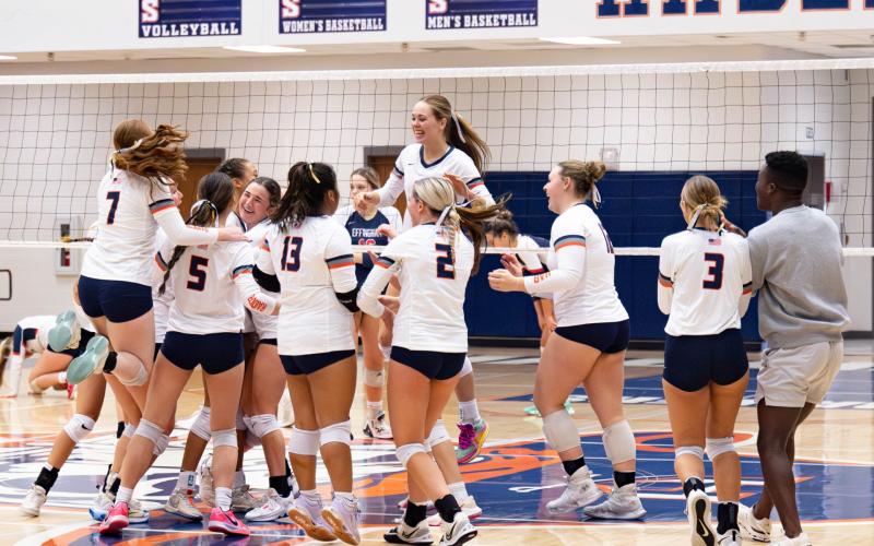 The Lady Raiders celebrated just having reserved their spot in the Elite Eight. MEG LABARBERA/HCHS(Instagram: barbs.media)
