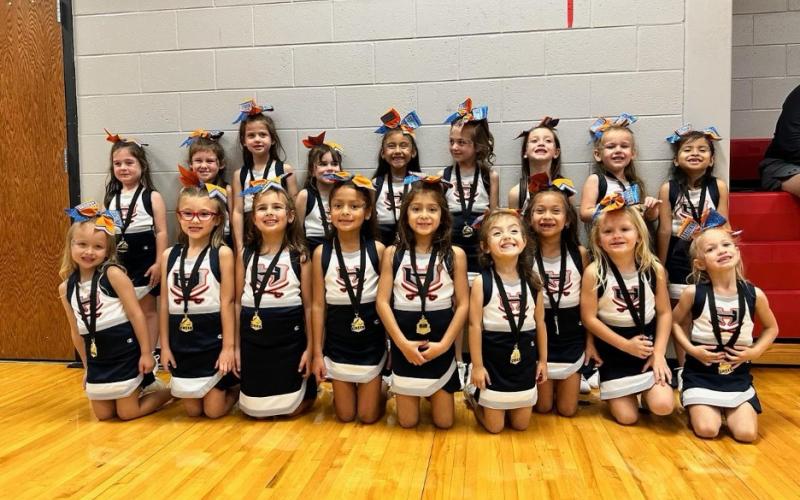 Habersham’s 6U cheer squad: Front row (left to right): Sally Smith, Piper Picciotti, Oaklynn Edge, Oaklynn Samples, and Penelope Yanez Back row (left to right): Amelia McCurry, Kamila Arriga, Valeria Tiscareno, Chloe Cowart, Georgia Sapough, Finely Helton, and Saylor Honeycutt Coach: Ashley Gragg