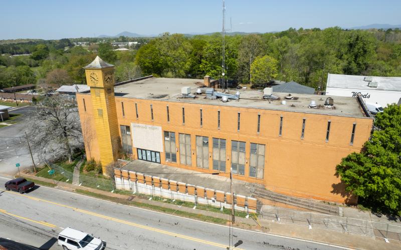 Fencing surrounds the old Habersham County Courthouse as it awaits demolition. During demolition, detours leading drivers around the area are possible, with added traffic throughout the City of Clarkesville. ZACH TAYLOR/Staff