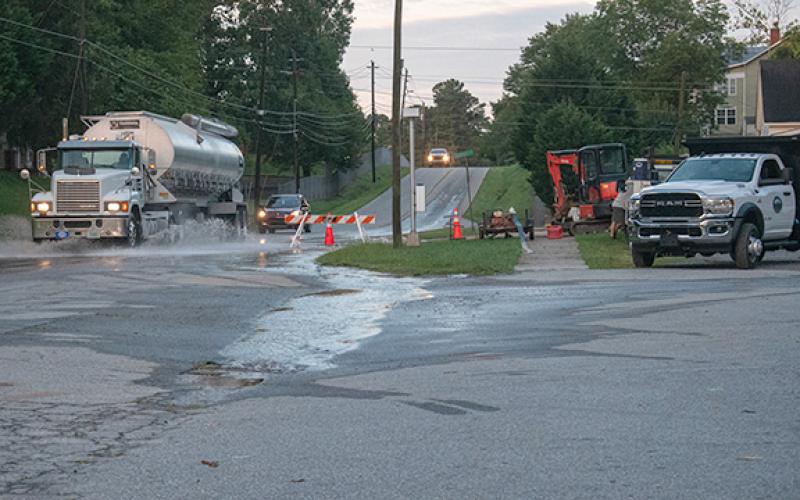 The City of Baldwin has issued a boil water advisory after a pipe burst on the 6200 block of Willingham Avenue during the night. (Hannah Caudell/Staff)