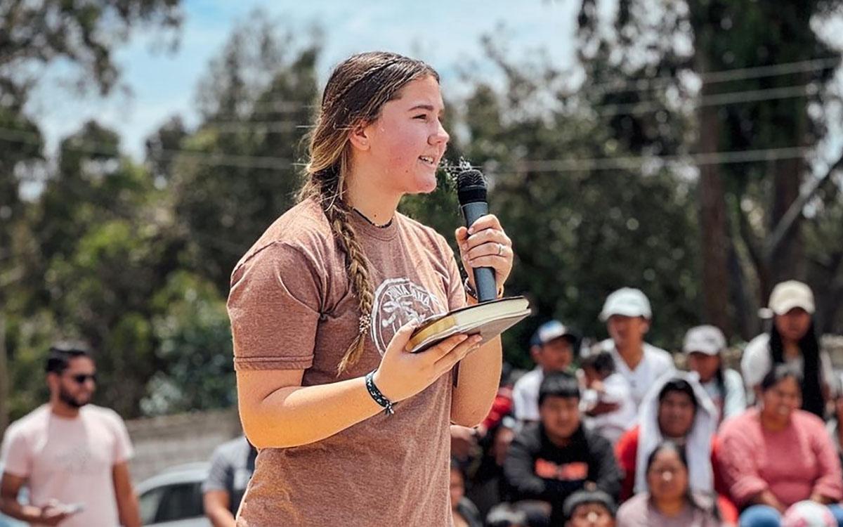During a mission trip to Ecuador, senior Gracen Thomas helps share the Gospel. Thomas hopes to become a medical missionary after she completes her post-secondary education. (Submitted)