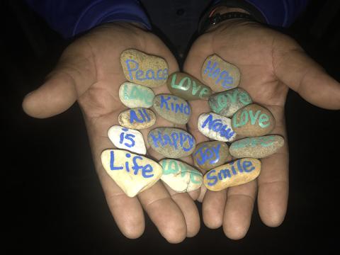 Troyce Simmons' inspirational messages are short, but effective.