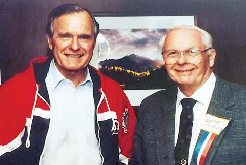 Hoyt Ausburn, former chairman of the Habersham County Republican Party, passed away Sunday. In 1992, he helped bring President George H.W. Bush to Cornelia.