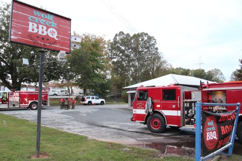 Multiple fire units responded to a fire at Wolf Creek BBQ this morning.