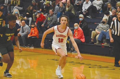 Habersham Central’s Brannon Gaines looks for a driving lane during Saturday’s game at the Ninth Grade Academy.