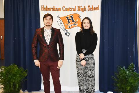 Habersham Central’s Ege Keskin (left) and Amber Wojteczko were honored Tuesday for being named salutatorian and valedictorian, respectively, of the Class of 2021. CHAMIAN CRUZ/Staff