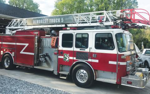 Demorest’s existing fire truck will be replaced by a new one at the end of 2021 now that the City Council has officially decided on its purchase. That new truck will stay in the city’s possession as the council also voted to keep its fire department intact and not merge with the county. MATTHEW OSBORNE/Staff 