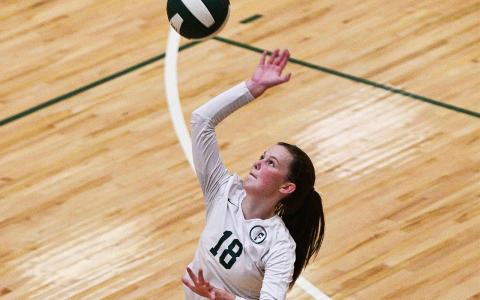 Tallulah Falls’ Sarah Jennings plays the ball Tuesday night in the Lady Indians’ opening match of the season. RANDY CRUMP/Special 