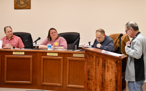 Former Baldwin councilman Jeff Parish speaks to his former colleagues at Monday’s meeting. BRIAN WELLMEIER/Staff