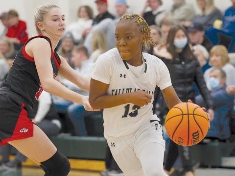 Tallulah Falls’ Veronaye Charlton drives to the basket during a recent game. AUSTIN POFFENBERGER/Special