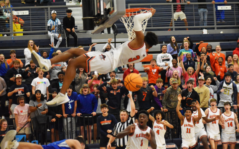 The video of this dunk went viral on multiple social media websites and in real time, sent Raiders fan in attendence into a frenzy. CODY ROGERS/Staff