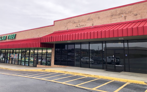 The location in the Habersham Hills shopping center is where Cornelia’s first liquor store will be placed. AMARIS E. RODRIGUEZ/Staff