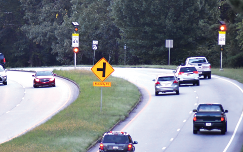 Traffic travels in both directions on Highway 441 through the Tallulah Falls school zone Tuesday morning. ENOCH AUTRY/The Clayton Tribune 