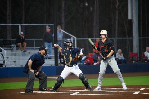 Habersham Central’s Blandon Grizzle fires down to second to nail a runner against Gainesville on Monday. ZACH TAYLOR/Special
