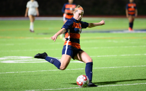 Habersham Central’s Maggie Vena (13) advances the ball toward the opposing Apalachee goal last week. ZACH TAYLOR/Special