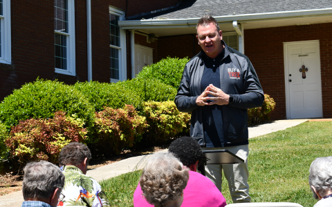 Life Church of Baldwin’s Pastor Bob Petty prays over the people of Habersham County and Demorest. JOHN DILLS/Staff