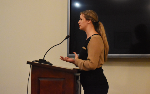 Savannah Davis, future owner of Rich & Savvy’s Cigar and Wine Lounge, discusses her plans with the Council at Monday’s City Council meeting. EMMA MARTI/Staff