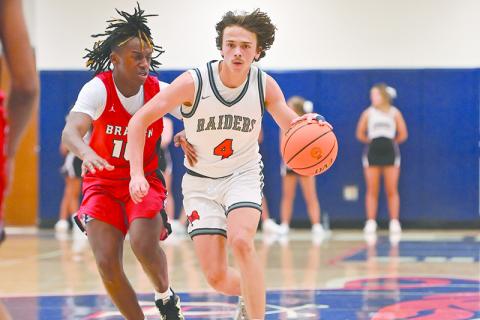 Habersham Central’s Brannon Gaines sprints down court against Flowery Branch earlier this season. TOM ASKEW/Special