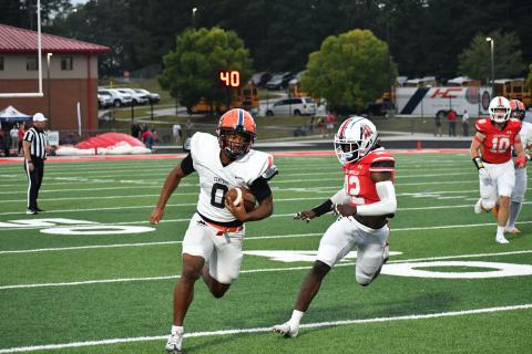Habersham RB Donnie Warren had a strong start to region play Friday at Loganville. LANG STOREY/Staff