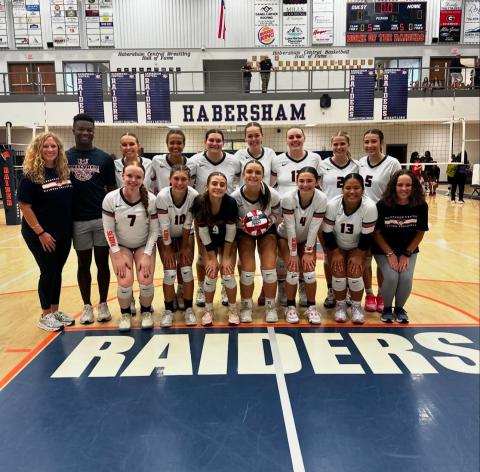 The HCHS volleyball team celebrated making it back to the playoff Wednesday night at home. Pictured are (front row, from left) Katelynn LoBuono, Ava Saxon, Maci Williams, Laci Fitzgerald, Rainlan Hobson, Evelyn Juhasz, Assistant Coach Savynna Smith. Back row are (from left) Head Coach Lindsay Herrin, Manager Jahzion Rucker, Ava Smith, Kenzie King, Callyn Chosewood, Jayden Jarrett, Mackenzie Yancey, Kinslee Hicks and Miley Ragan. LANG STOREY/Staff