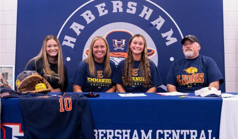 Shelby Rinefierd celebrated her commitment with family including sister Shyanne, mom Jennifer, and dad TJ. SUBMITTED