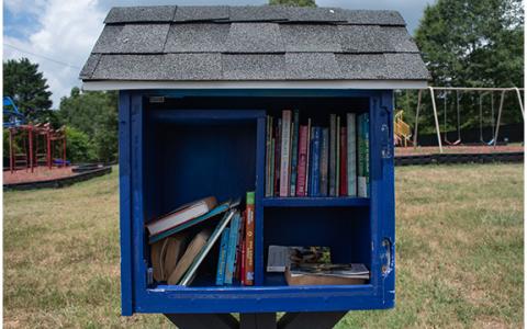 The Little Free Library in Lee Dorsey Cook Park is now doorless. (Hannah Caudell/Staff)