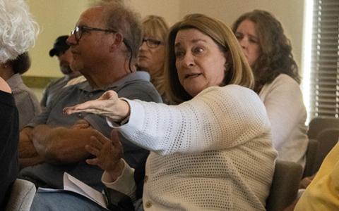 Hope Murray joins in on the conversation surrounding short-term rentals at Tuesday’s Cornelia Commission meeting. (Hannah Caudell/Staff)