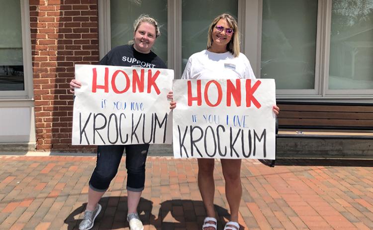 Amber Burrell and Heather Dotson got off to an early start in expressing their opinion several hours before Tuesday night’s Demorest City Council meeting.